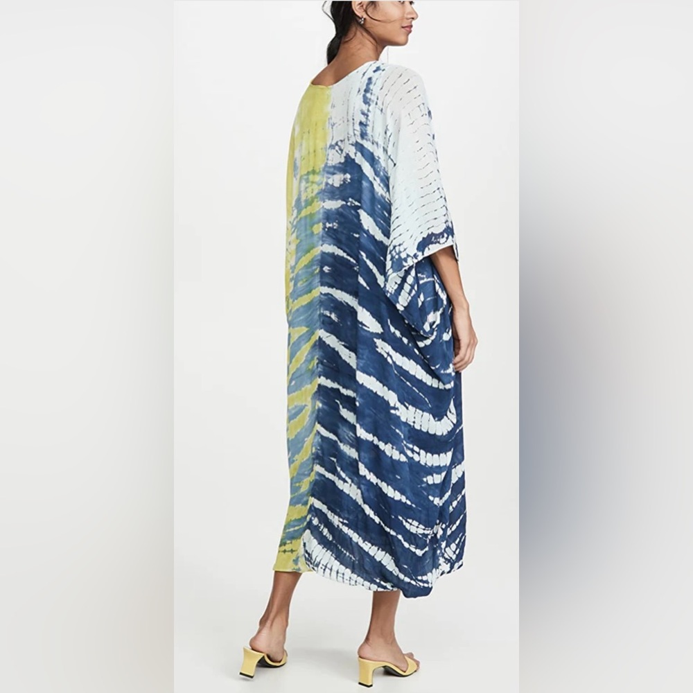🌟YOUNG FABULOUS BROKE YFB Cyrilla Tie Dye Kaftan Dress in Zest Reef Wash 🌟 M/L - Picture 3 of 16